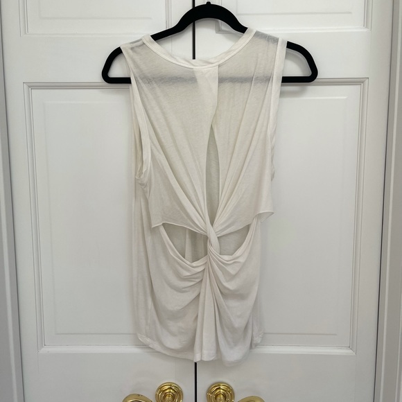 A.L.C Twisted Open Back White Tee - Picture 5 of 10